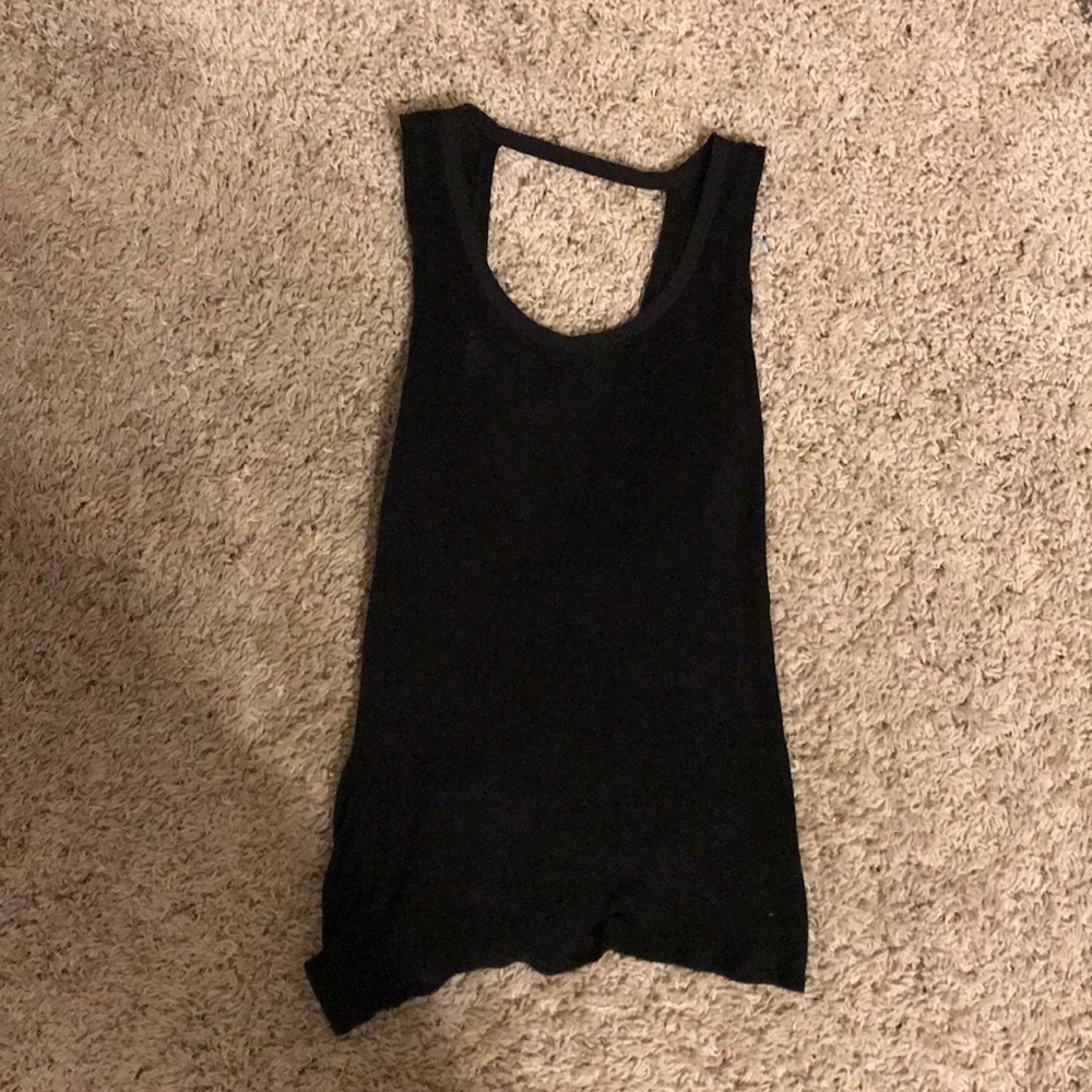 Back cutout tank top